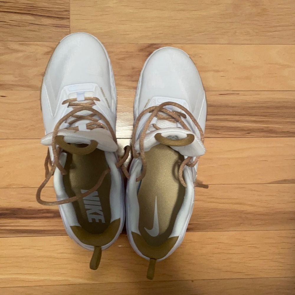 Nike Zoom Hyperace 3 Men’s Size 12 White/Gold lightly worn